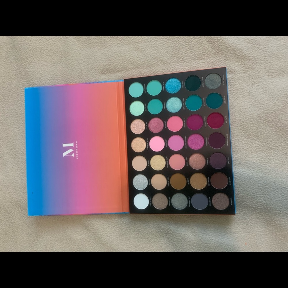 COPY - Morphe oasis pallete